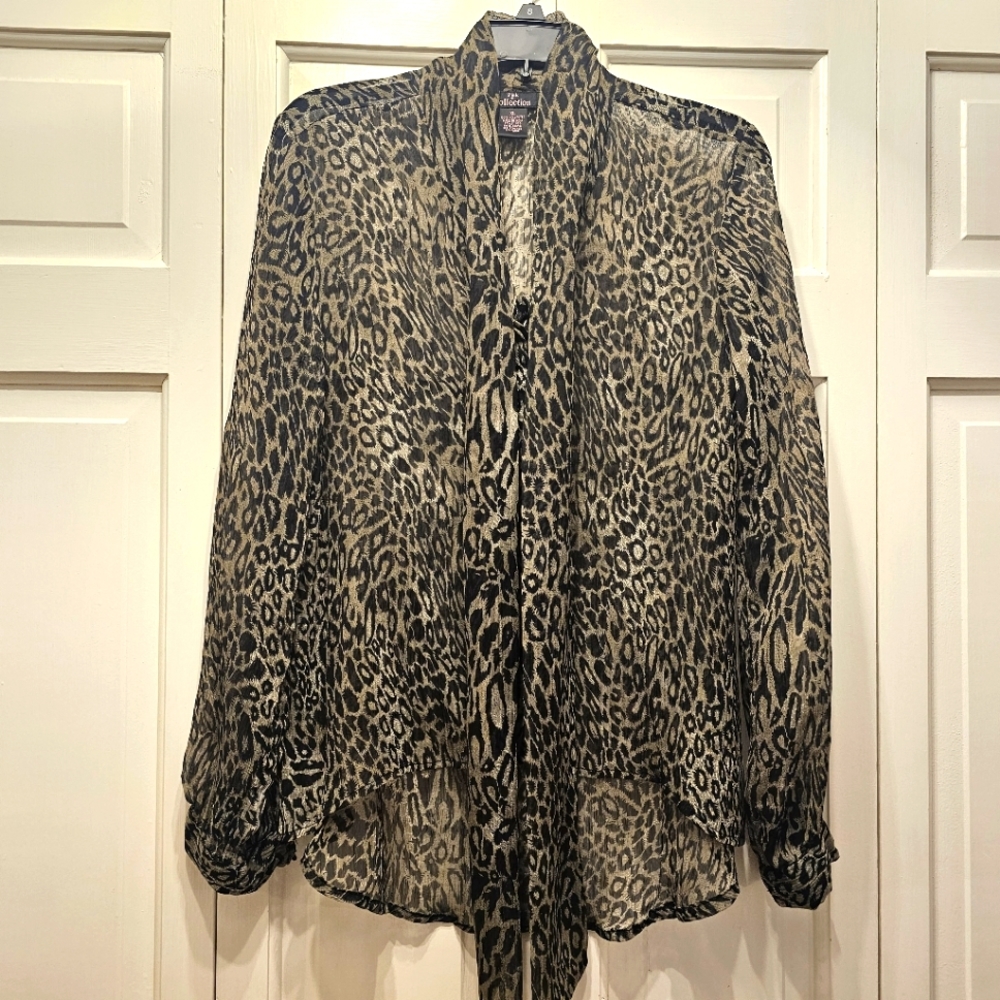 Women's Leopard Print Sheer LS Top Sz XL